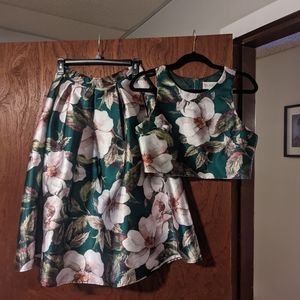 Two-piece flower puppy skirt dress.